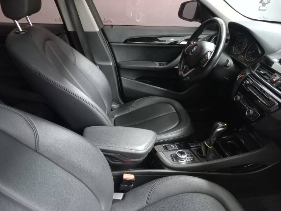 BMW - X1 - 2017/2018 - Preta - R$ 130.000,00