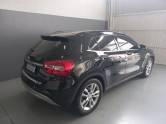 MERCEDES-BENZ - GLA 200 - 2015/2015 - Preta - R$ 103.000,00