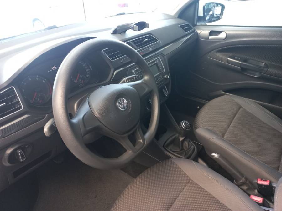 VOLKSWAGEN - SAVEIRO - 2019/2020 - Branca - R$ 64.000,00