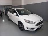 FORD - FOCUS - 2015/2016 - Branca - R$ 73.000,00