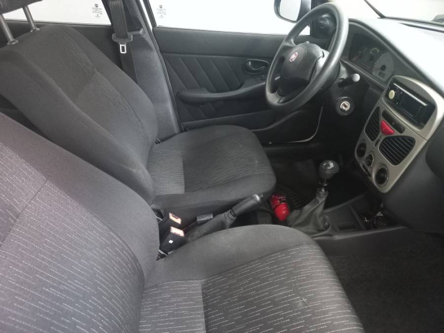 FIAT - PALIO - 2012/2013 - Branca - R$ 33.000,00