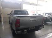 TOYOTA - HILUX - 2016/2016 - Cinza - R$ 179.000,00