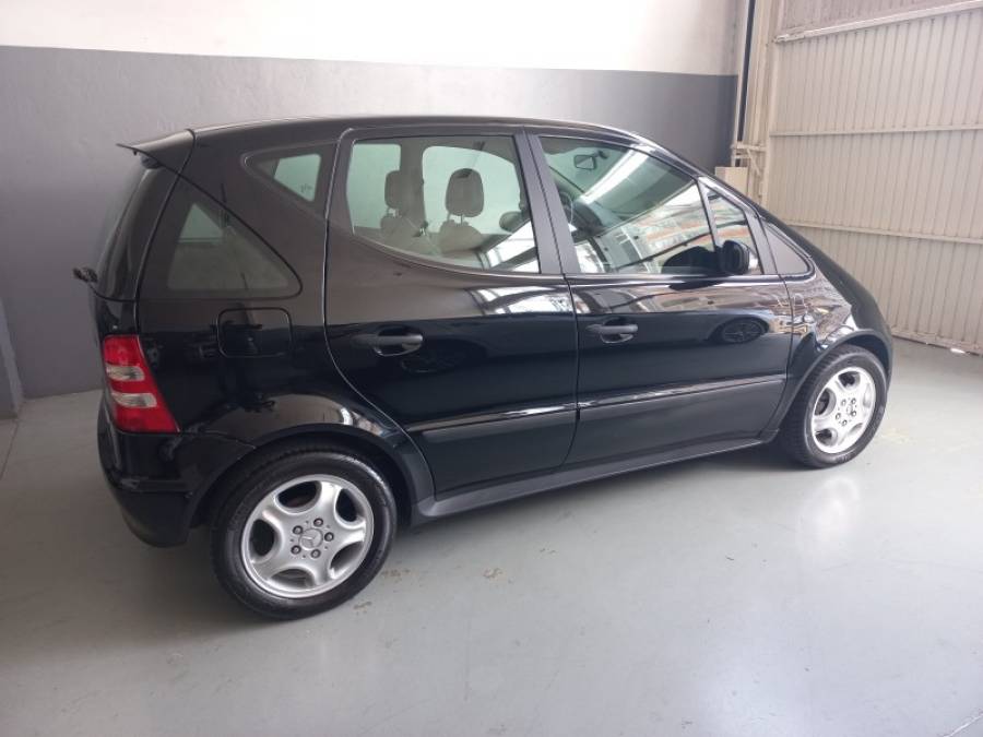 MERCEDES-BENZ - CLASSE A - 2004/2004 - Preta - R$ 23.000,00