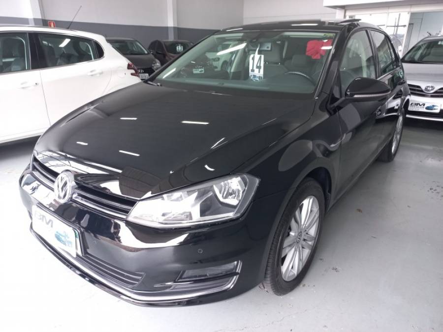 VOLKSWAGEN - GOLF - 2013/2014 - Preta - R$ 81.000,00