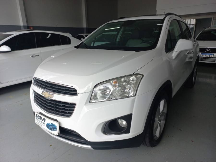 CHEVROLET - TRACKER - 2014/2014 - Branca - R$ 69.900,00