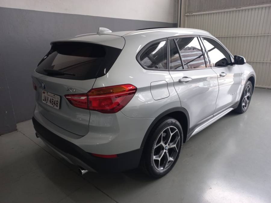 BMW - X1 - 2017/2018 - Preta - R$ 130.000,00