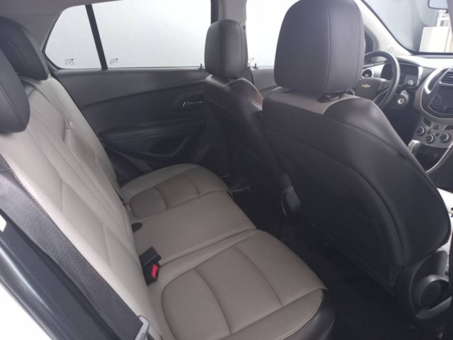 CHEVROLET - TRACKER - 2014/2014 - Branca - R$ 69.900,00