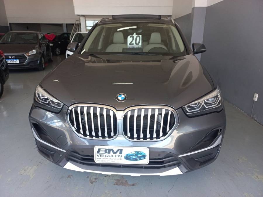 BMW - X1 - 2020/2020 - Cinza - R$ 159.900,00