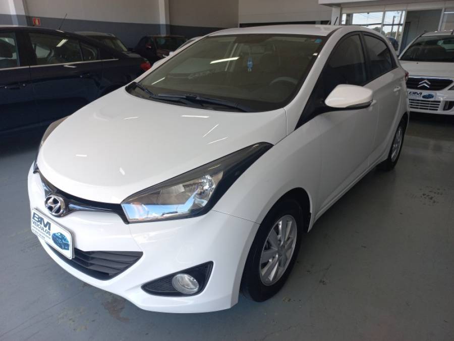 HYUNDAI - HB20 - 2014/2014 - Branca - R$ 42.000,00