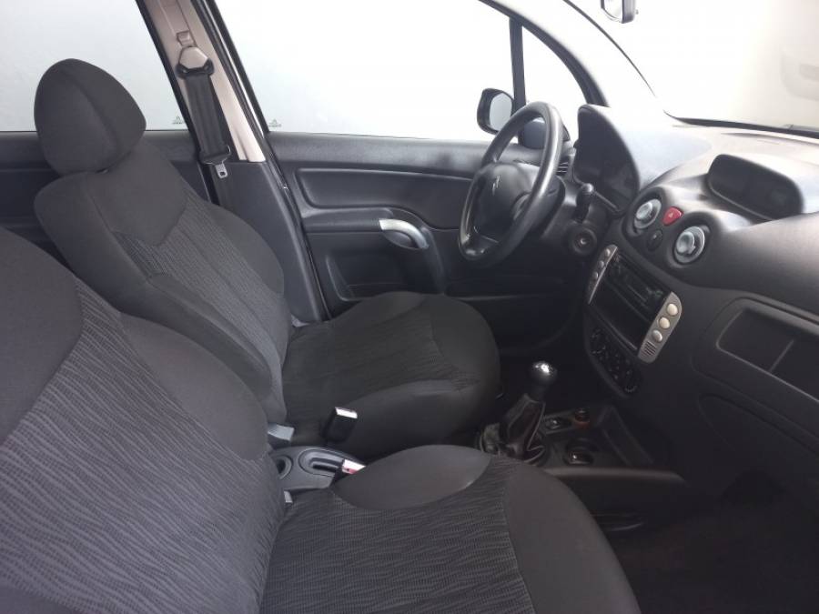 CITROËN - C3 - 2011/2012 - Branca - R$ 29.500,00