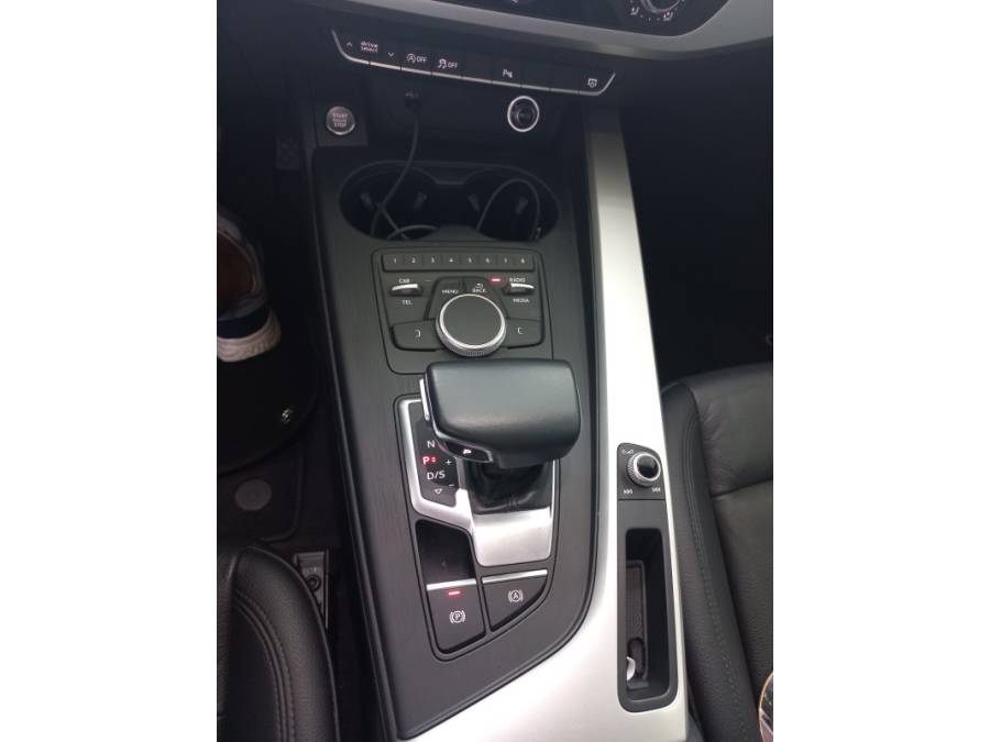 AUDI - A4 - 2018/2018 - Branca - R$ 110.000,00