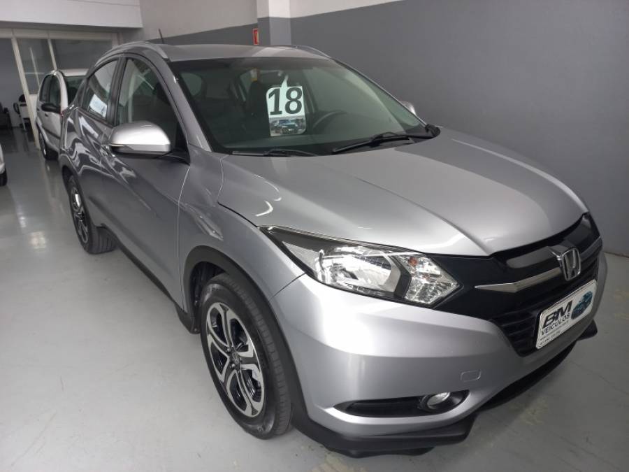 HONDA - HR-V - 2017/2018 - Cinza - R$ 95.000,00