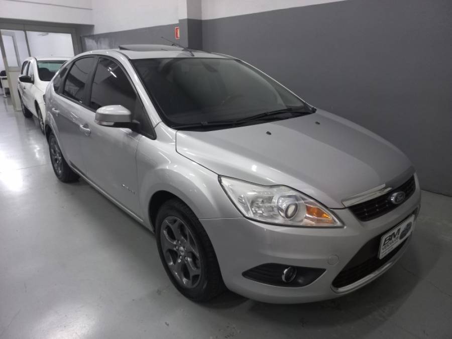 FORD - FOCUS - 2011/2011 - Prata - R$ 44.000,00