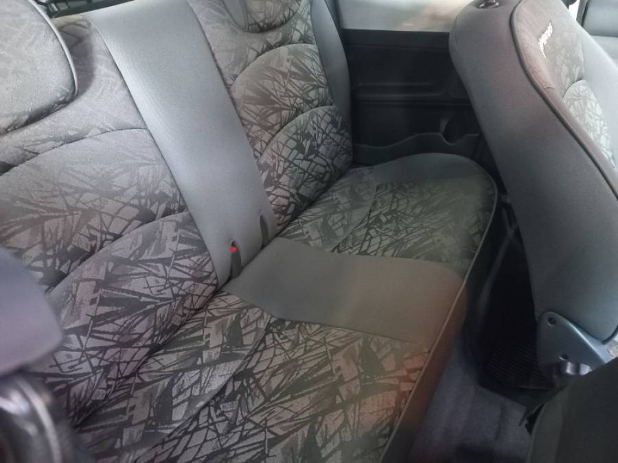 FIAT - STRADA - 2009/2010 - Cinza - R$ 65.000,00