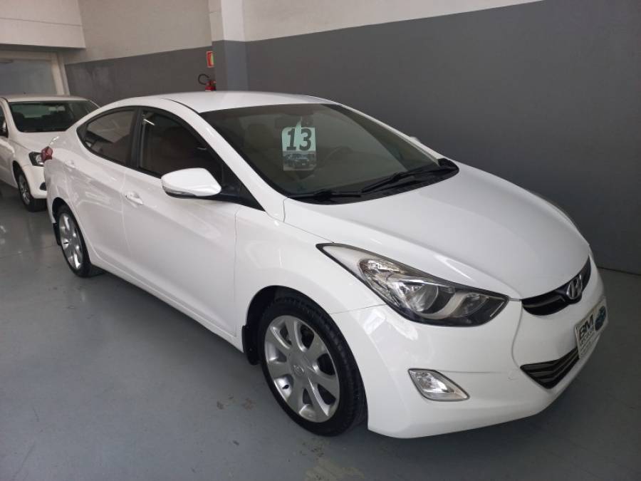 HYUNDAI - ELANTRA - 2012/2013 - Branca - R$ 63.000,00
