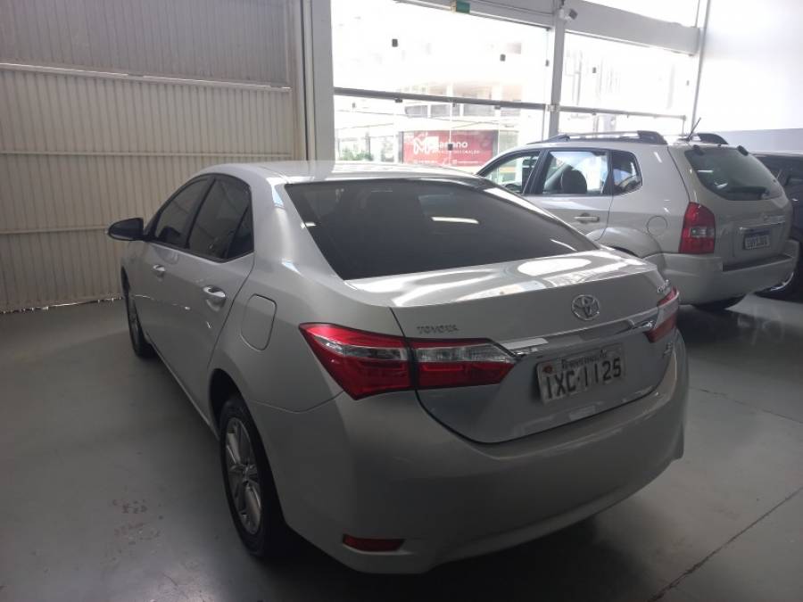 TOYOTA - COROLLA - 2016/2016 - Prata - R$ 92.000,00