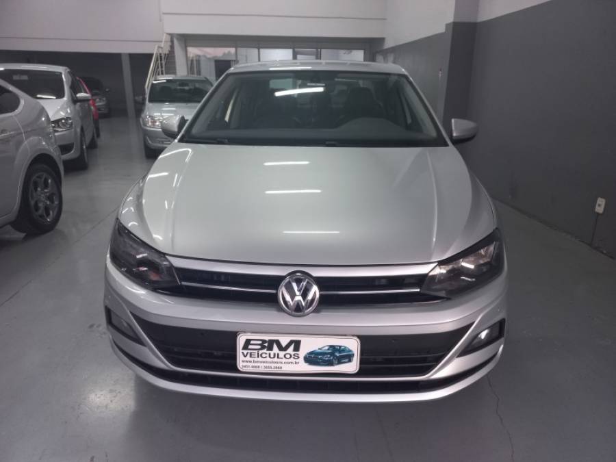 VOLKSWAGEN - VIRTUS - 2018/2019 - Prata - R$ 74.000,00