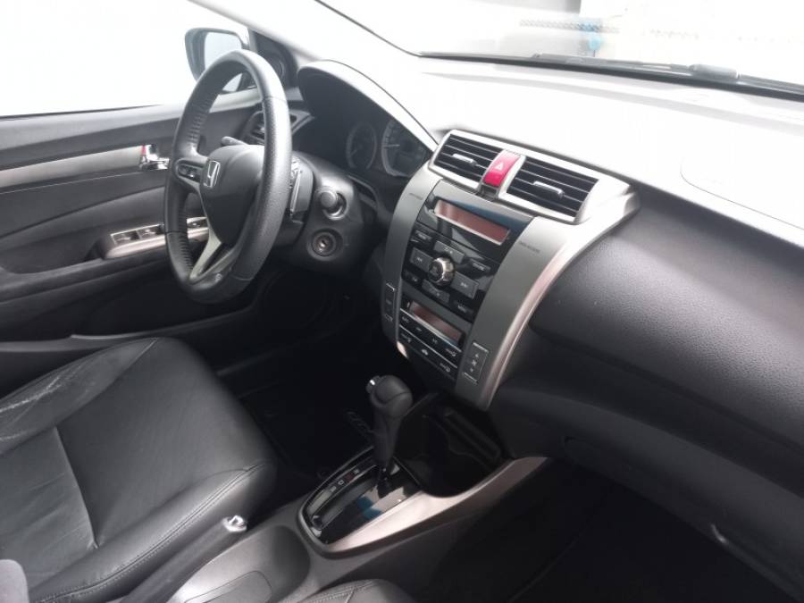 HONDA - CITY - 2012/2013 - Preta - R$ 58.900,00