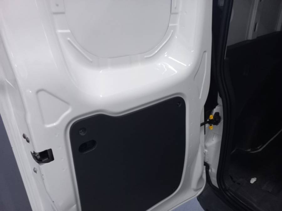 FIAT - FIORINO - 2013/2014 - Branca - R$ 57.000,00