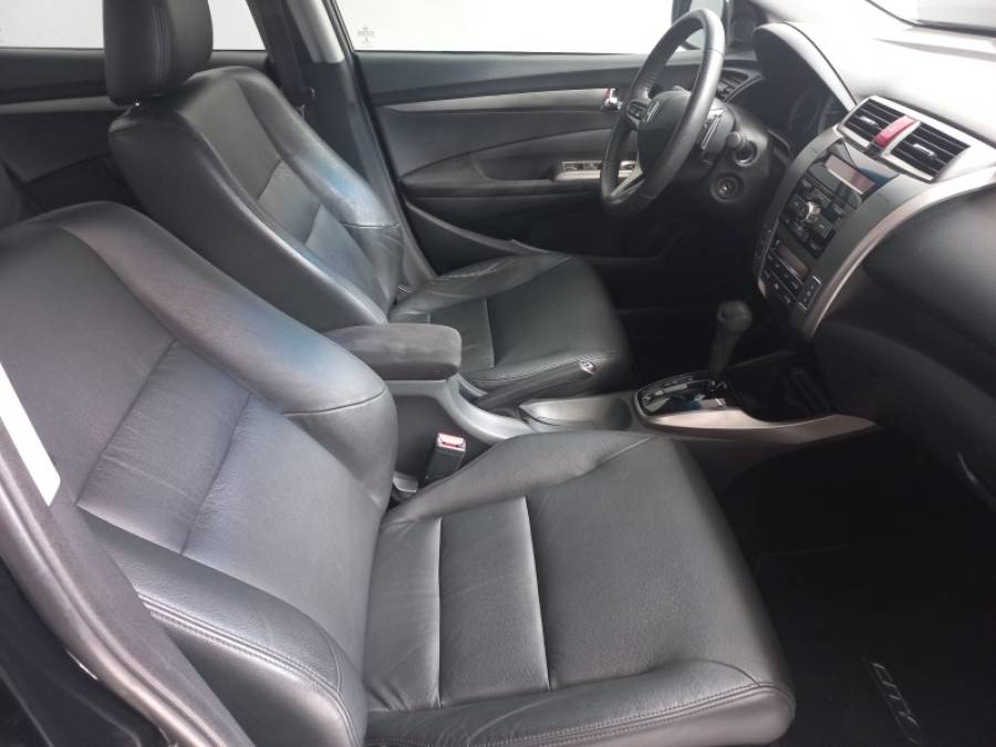 HONDA - CITY - 2012/2013 - Preta - R$ 58.000,00