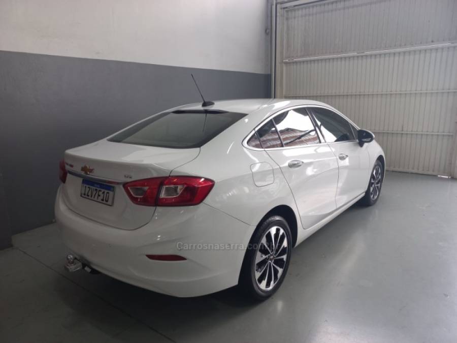 CHEVROLET - CRUZE - 2019/2019 - Branca - R$ 98.900,00