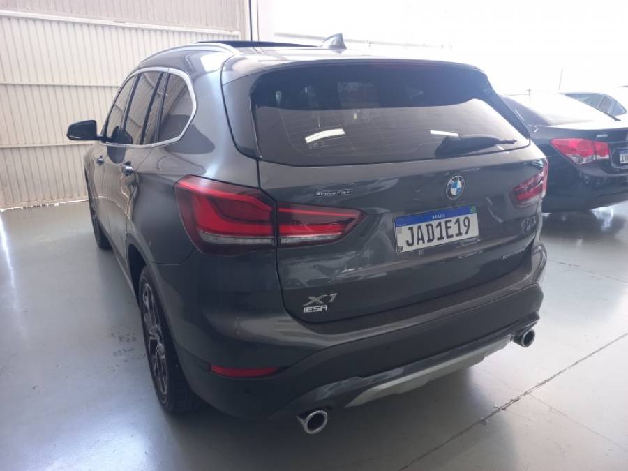 BMW - X1 - 2020/2020 - Cinza - R$ 159.900,00