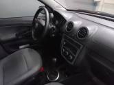 VOLKSWAGEN - GOL - 2008/2009 - Vermelha - R$ 28.000,00