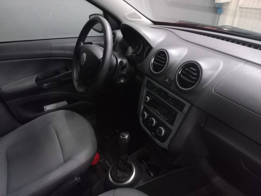 VOLKSWAGEN - GOL - 2008/2009 - Vermelha - R$ 28.000,00
