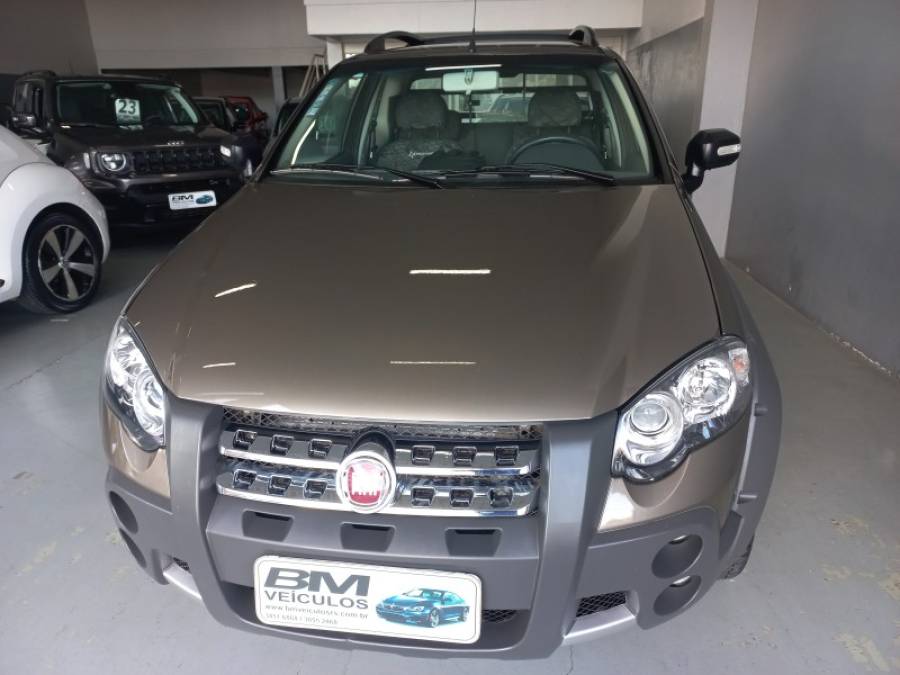 FIAT - STRADA - 2009/2010 - Cinza - R$ 65.000,00