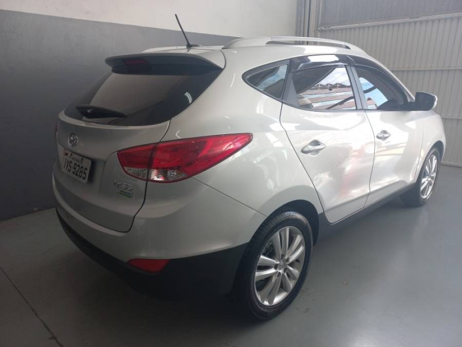HYUNDAI - IX35 - 2014/2015 - Prata - R$ 74.900,00