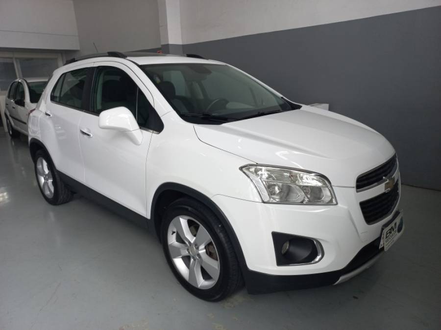 CHEVROLET - TRACKER - 2014/2014 - Branca - R$ 69.900,00