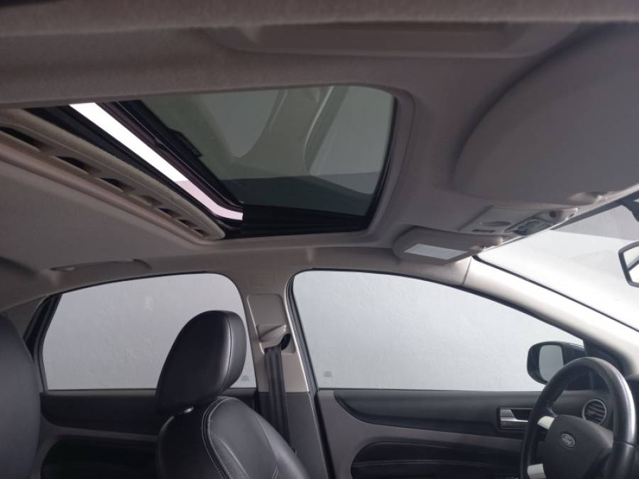 FORD - FOCUS - 2012/2013 - Azul - R$ 52.000,00