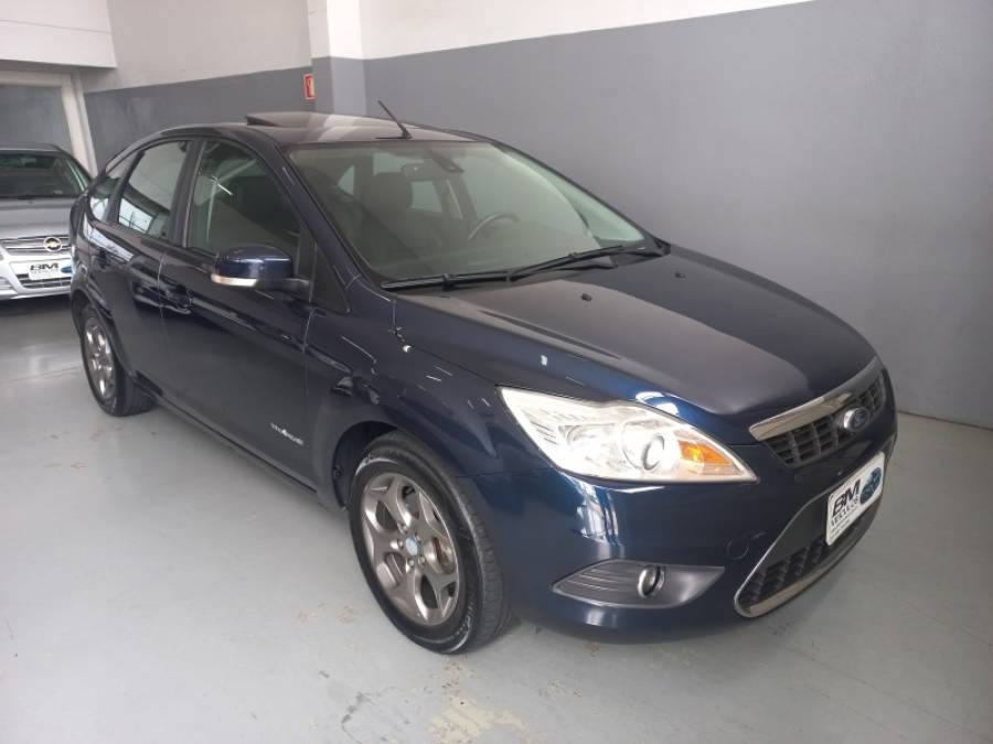 FORD - FOCUS - 2012/2013 - Azul - R$ 52.000,00