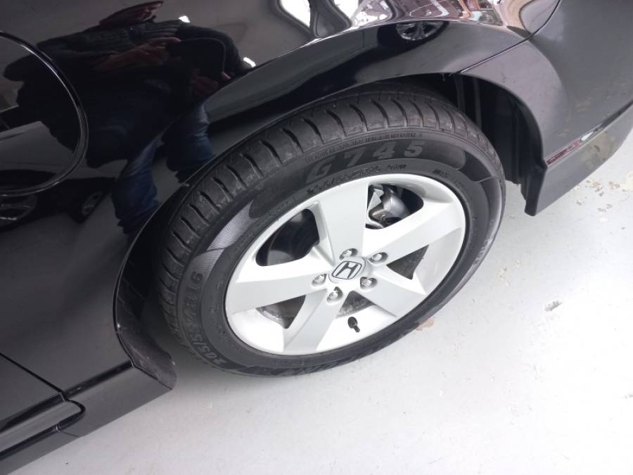 HONDA - CIVIC - 2009/2010 - Preta - R$ 55.000,00