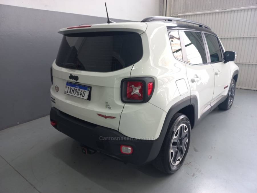 JEEP - RENEGADE - 2016/2016 - Branca - R$ 86.000,00