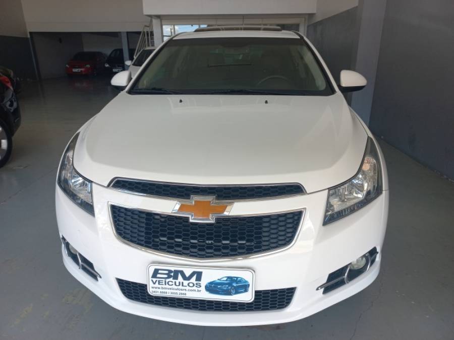 CHEVROLET - CRUZE - 2014/2014 - Branca - R$ 73.000,00