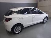 HYUNDAI - HB20 - 2020/2021 - Branca - R$ 65.000,00