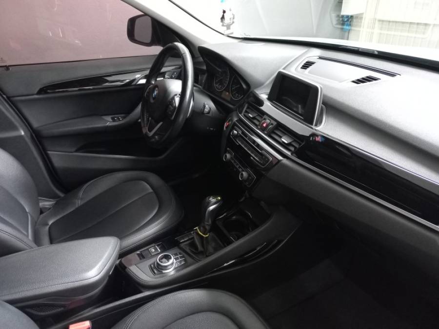 BMW - X1 - 2017/2018 - Preta - R$ 130.000,00