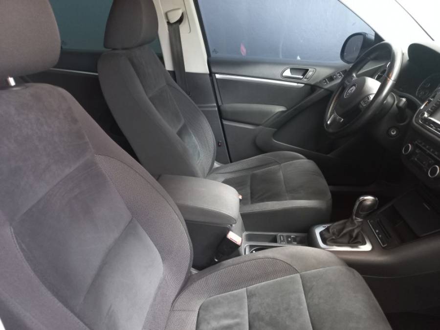 VOLKSWAGEN - TIGUAN - 2011/2012 - Cinza - R$ 61.000,00