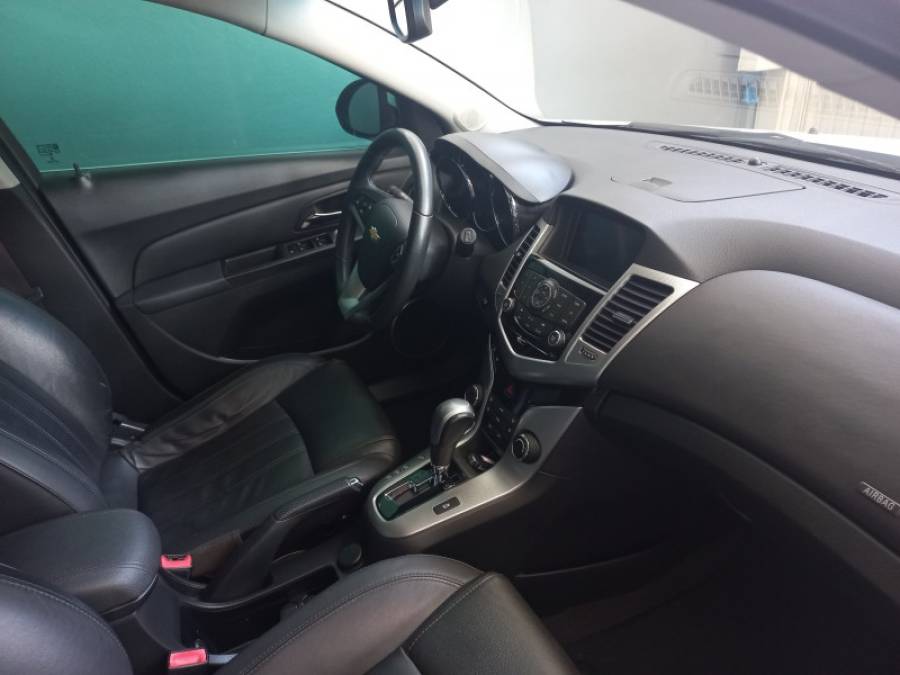 CHEVROLET - CRUZE - 2014/2014 - Branca - R$ 73.000,00