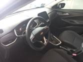 CHEVROLET - ONIX - 2022/2023 - Branca - R$ 89.000,00